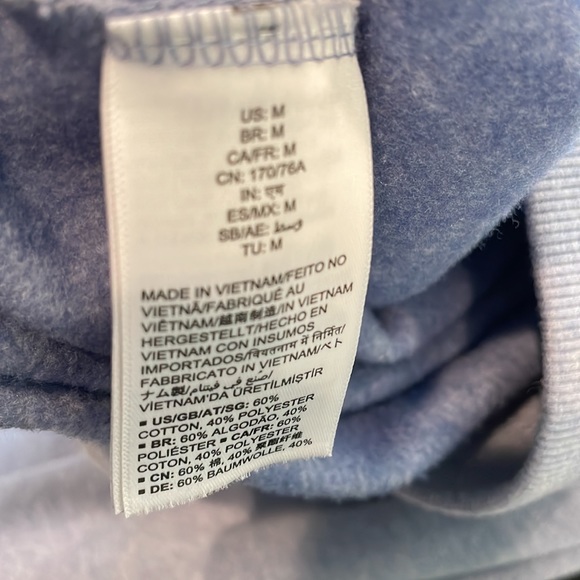 Waist 19 to 20” 10”rise 27” inseam. There’s like a blue gray heathered color - Picture 8 of 8